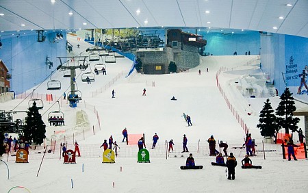 xây dựng khu trượt tuyết nhân tạo dài nhất thế giới