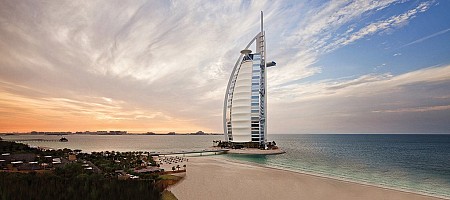 Trải Nghiệm Sự Sang Trọng Và Thịnh Vượng Khi Đến Với Dubai