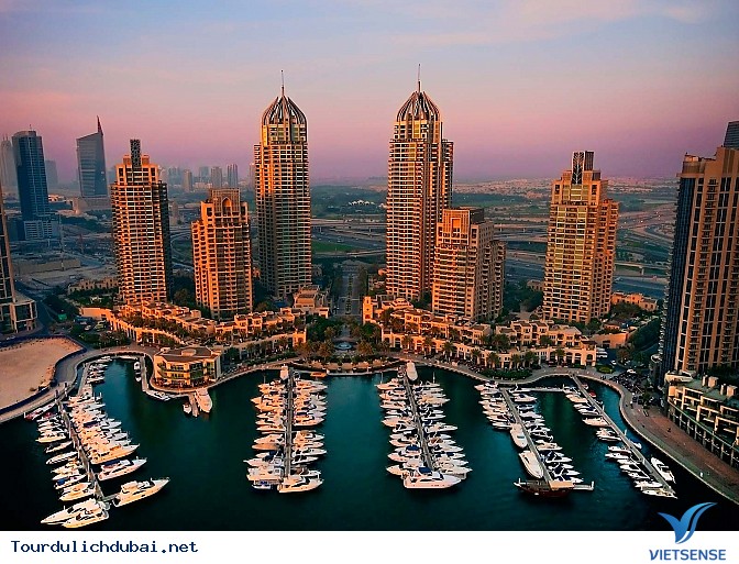 Bến du thuyền Dubai Marina