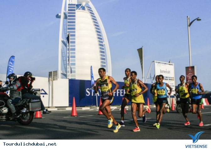 Lễ hội từ thiện Marathon ở Dubai
