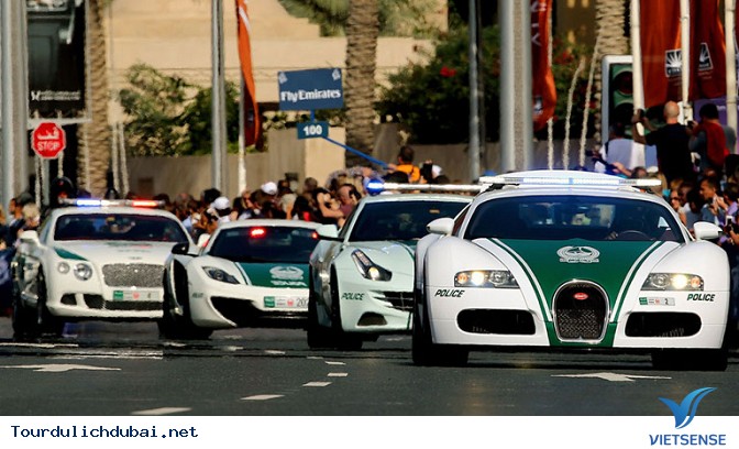 Cảnh sát chỉ dùng Siêu xe Cảnh sát chỉ dùng Siêu xe