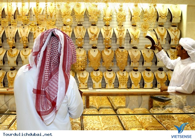 Mua vàng ở chợ vàng Gold Souk Mua vàng ở chợ vàng Gold Souk