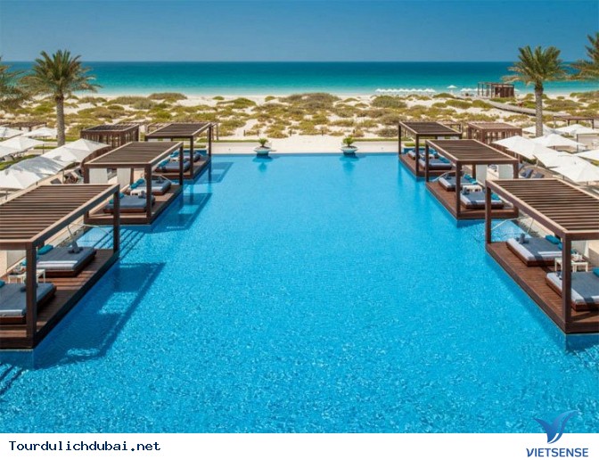 Câu lạc bộ biển Saadiyat Câu lạc bộ biển Saadiyat