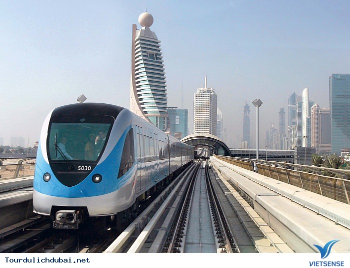 Choáng với kỹ thuật của Metro - hành trình Dubai - Ảnh 1 Choáng với kỹ thuật của Metro - hành trình Dubai - Ảnh 1