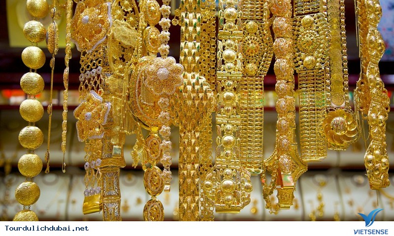 Tới phố cổ Dubai thưởng thức ẩm thực - Ảnh 2 Tới phố cổ Dubai thưởng thức ẩm thực - Ảnh 2