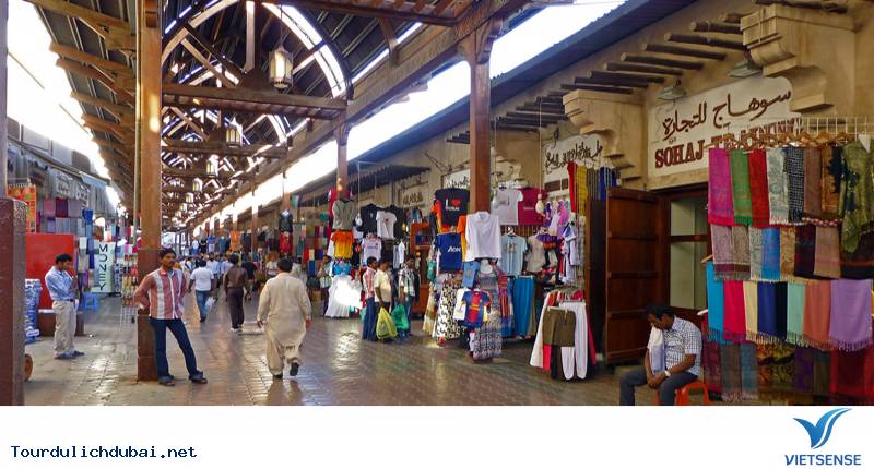 Chợ phiên Dubai
