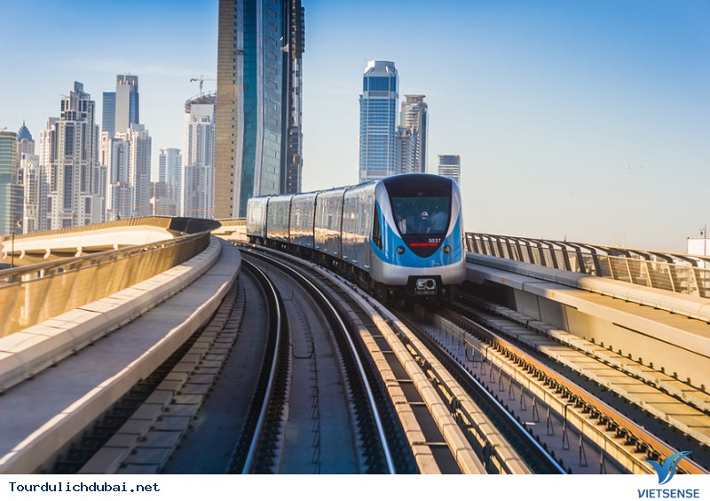 Trở thành hành khách trên Dubai Metro
