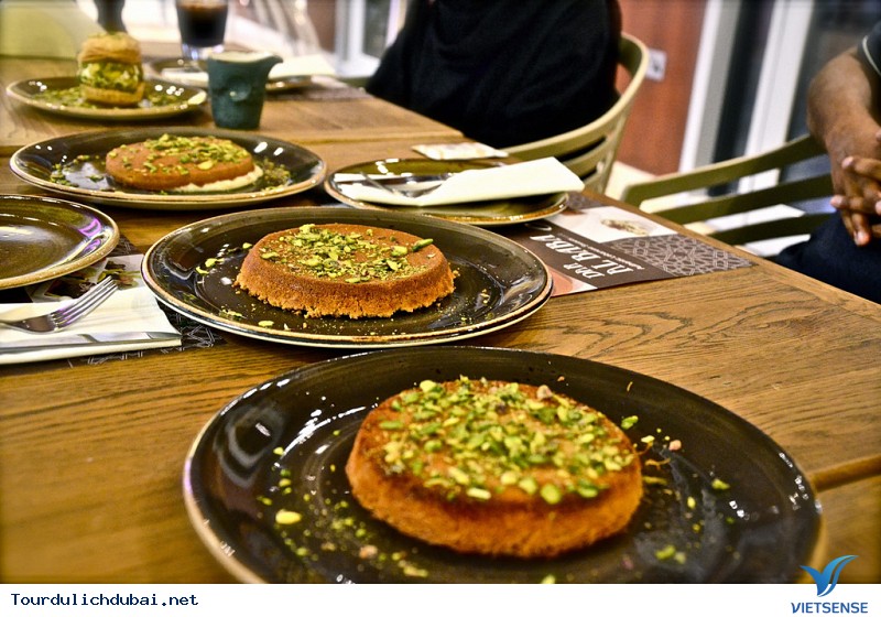 Cách Nhận Biết Người Dân Dubai Khi Đến Với Thành Phố Giàu Có Này - Ảnh 2 Cách Nhận Biết Người Dân Dubai Khi Đến Với Thành Phố Giàu Có Này - Ảnh 2