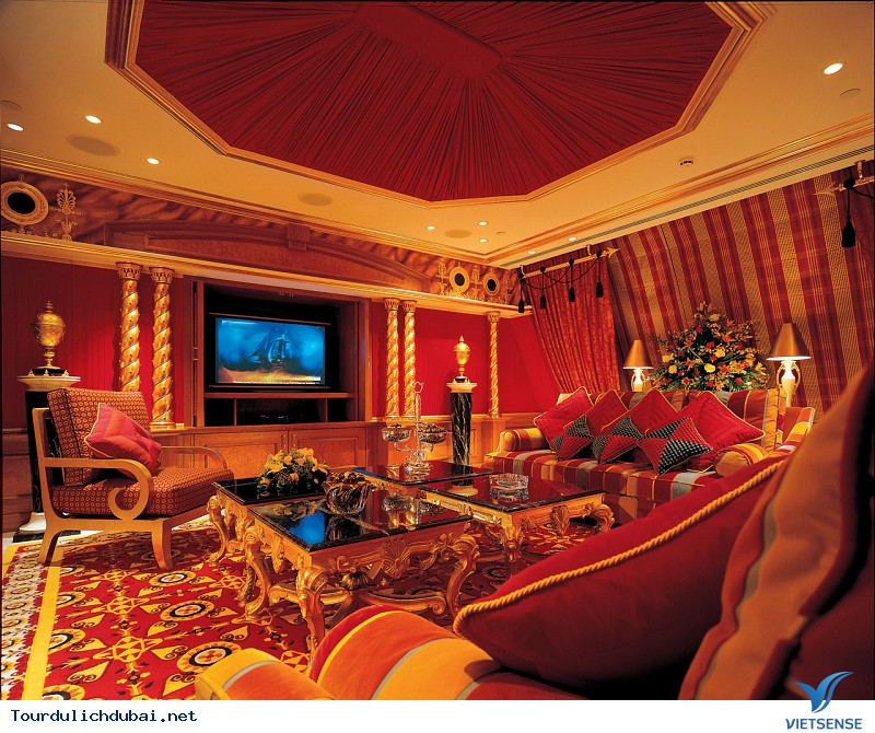 Chiêm Ngưỡng Độ Xa Xỉ Của Khách Sạn 7 sao Burj Al Arab Đẳng Cấp - Ảnh 1 Chiêm Ngưỡng Độ Xa Xỉ Của Khách Sạn 7 sao Burj Al Arab Đẳng Cấp - Ảnh 1