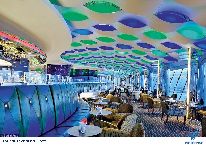 Chiêm Ngưỡng Độ Xa Xỉ Của Khách Sạn 7 sao Burj Al Arab Đẳng Cấp - Ảnh 5 Chiêm Ngưỡng Độ Xa Xỉ Của Khách Sạn 7 sao Burj Al Arab Đẳng Cấp - Ảnh 5