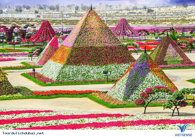 Lối vào Dubai Miracle Lối vào Dubai Miracle