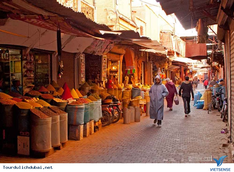 Mua sắm ở các khu chợ Hồi giáo - Ảnh 1 Mua sắm ở các khu chợ Hồi giáo - Ảnh 1