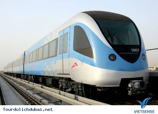 Trải nghiệm tàu điện tự động dài nhất thế giới Trải nghiệm tàu điện tự động dài nhất thế giới