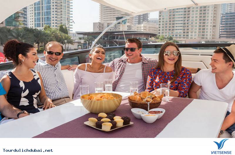 Bạn sẽ ít gặp người địa phương Bạn sẽ ít gặp người địa phương