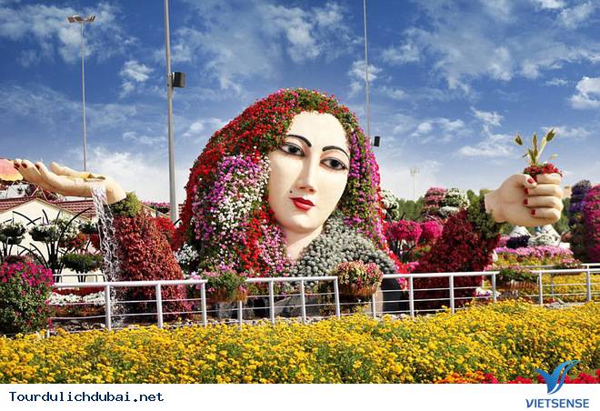 Chiêm Ngưỡng Vườn Hoa Diệu Kỳ Giữa Sa Mạc Ở Dubai - Ảnh 10 Chiêm Ngưỡng Vườn Hoa Diệu Kỳ Giữa Sa Mạc Ở Dubai - Ảnh 10