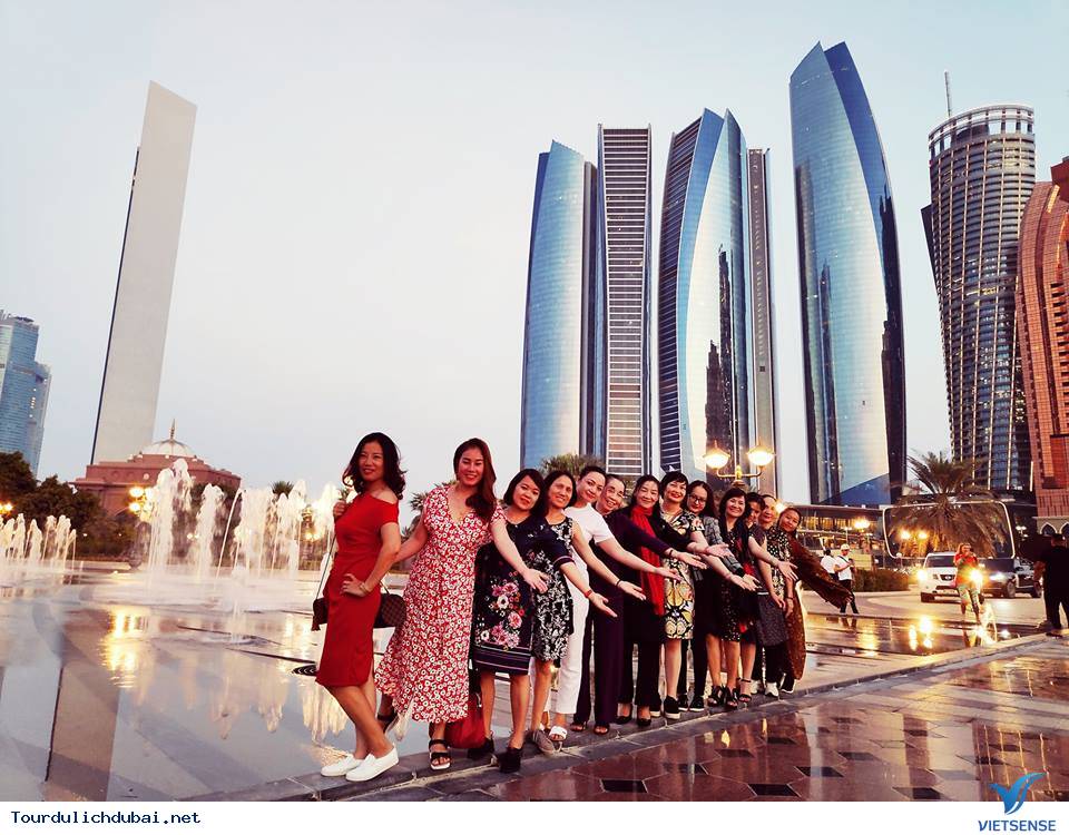 Hình ảnh đoàn Dubai 23/10-28/10 - Ảnh 6