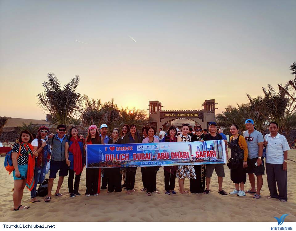 Hình ảnh đoàn Dubai 23/10-28/10 - Ảnh 1