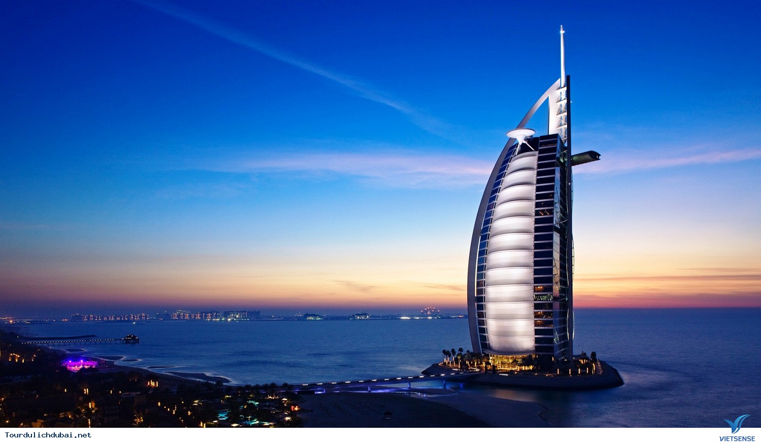 Khách sạn 7 sao Burj Al Arab - Ảnh 1 Khách sạn 7 sao Burj Al Arab - Ảnh 1