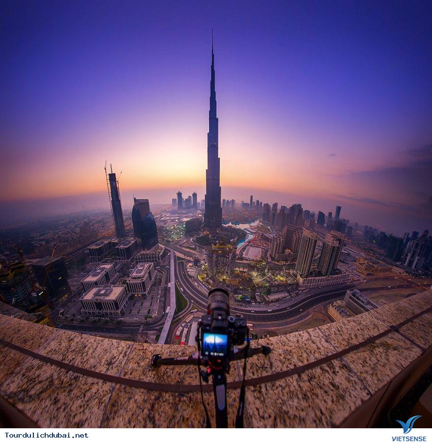 Ngắm nhìn Dubai về đêm đẹp hơn cả tưởng tượng - Ảnh 8 Ngắm nhìn Dubai về đêm đẹp hơn cả tưởng tượng - Ảnh 8