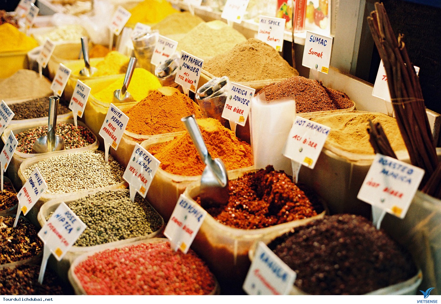 Những điều cấm kỵ phải biết khi đến Dubai nếu không muốn “rước họa vào thân” - Ảnh 2