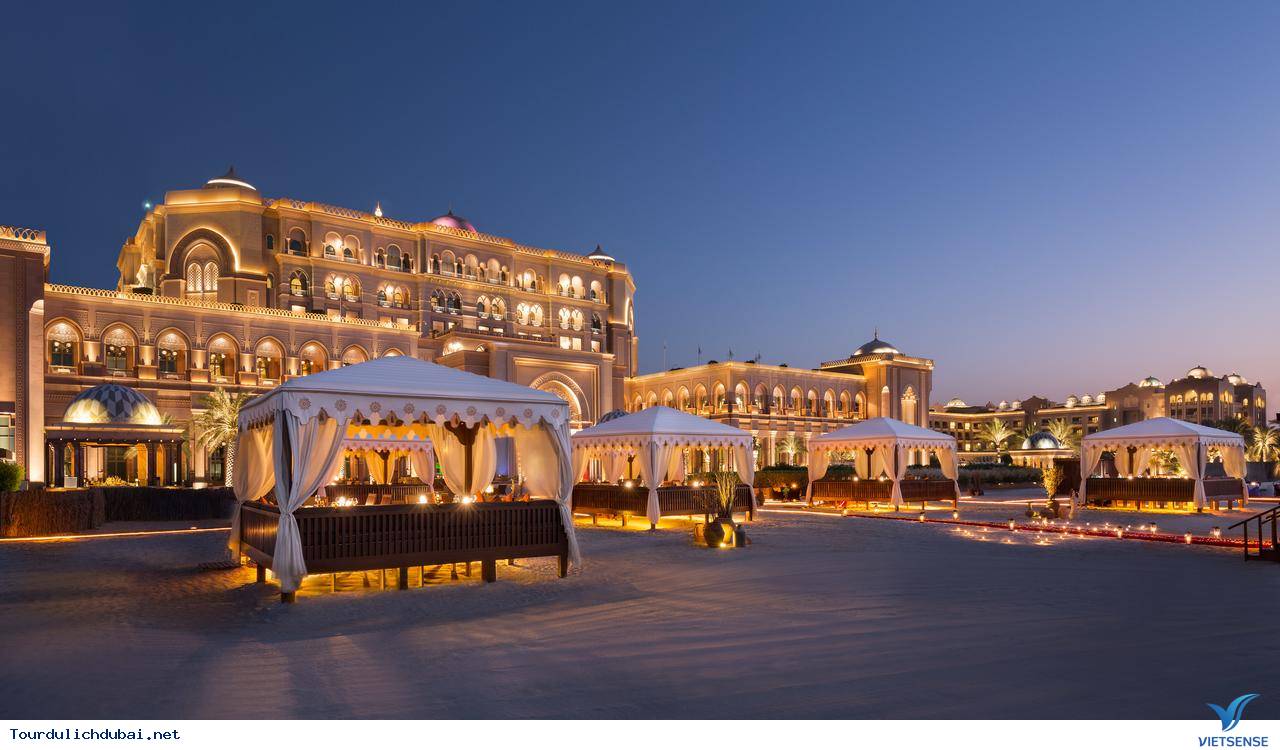 Những Kỉ Lục Của Khách Sạn Emirates Palace - Ảnh 3 Những Kỉ Lục Của Khách Sạn Emirates Palace - Ảnh 3