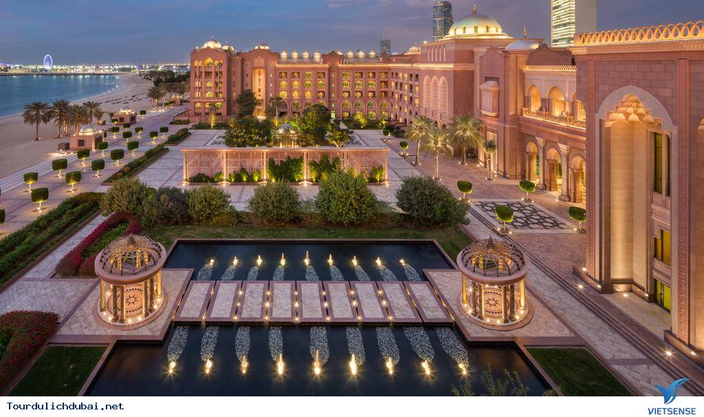 Những Kỉ Lục Của Khách Sạn Emirates Palace - Ảnh 2 Những Kỉ Lục Của Khách Sạn Emirates Palace - Ảnh 2