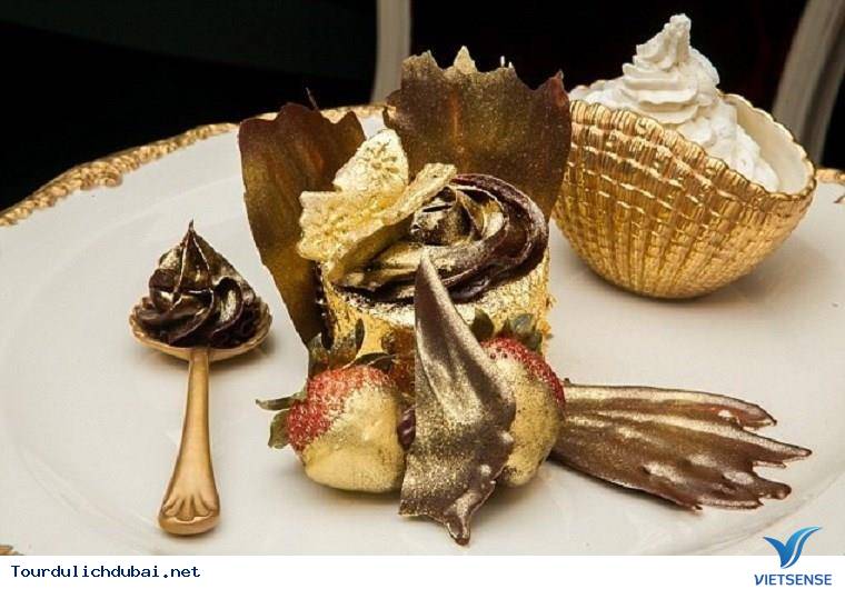 Bánh cupcake phượng hoàng