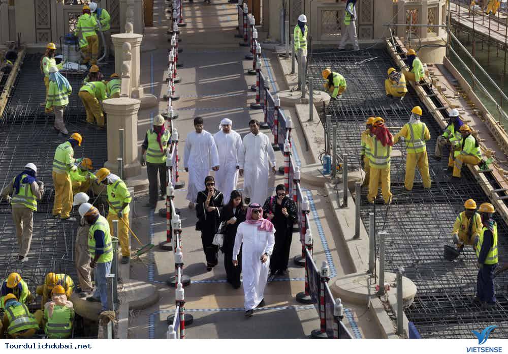 Những sự thực phũ phàng tại thành phố Dubai - Ảnh 5