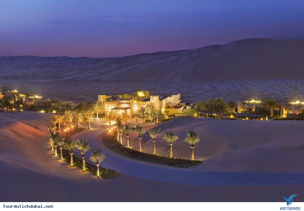 Resort Qasr Al Sarab Tại DUBAI