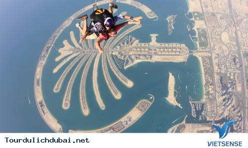 Nhảy dù từ máy bay