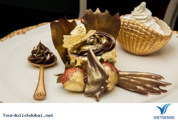 Xu Hướng Đồ Ăn Nào Cũng Thêm Vàng Ở Dubai - Ảnh 4 Xu Hướng Đồ Ăn Nào Cũng Thêm Vàng Ở Dubai - Ảnh 4